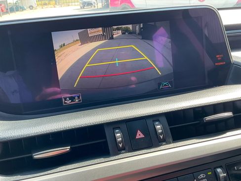 Used 2019 Lexus ES 350 w/ Accessory Package 2 FWD image 23