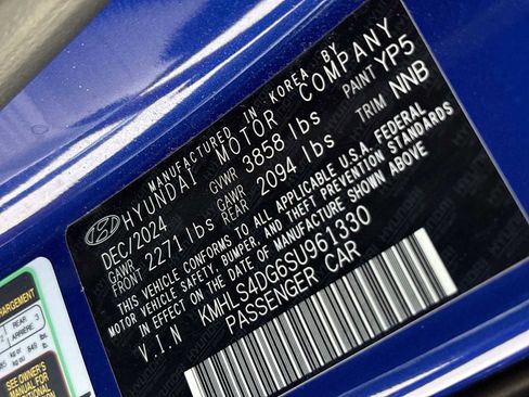 Used 2025 Hyundai Elantra SEL FWD image 34