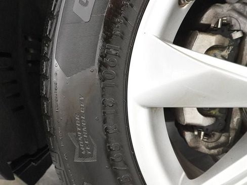 Used 2017 Lexus RX 350 AWD w/ Premium Package image 38