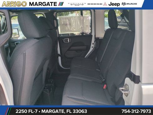 New 2026 Jeep Wrangler Unlimited Sahara AWD/4WD image 14