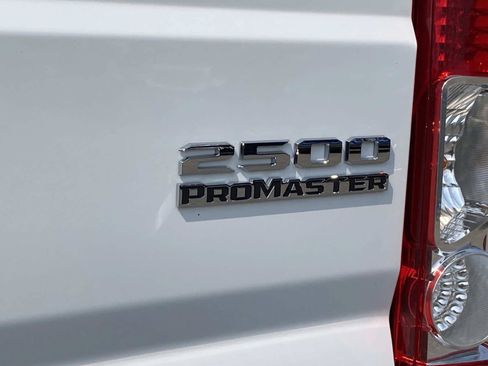 Used 2026 RAM ProMaster 2500 w/ Convenience Group FWD image 28