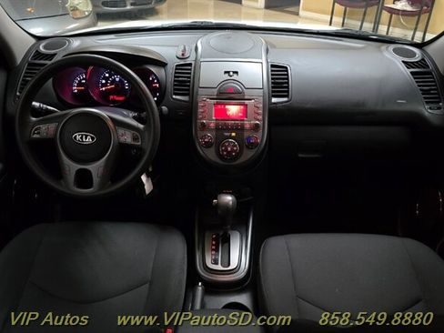 Used 2010 Kia Soul + FWD image 20
