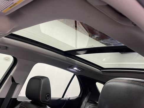 Used 2020 Chevrolet Equinox LT w/ Sport Edition AWD/4WD image 12