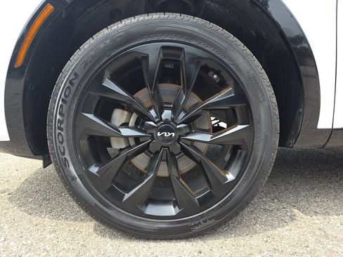 Used 2023 Kia Sorento SX AWD/4WD image 36