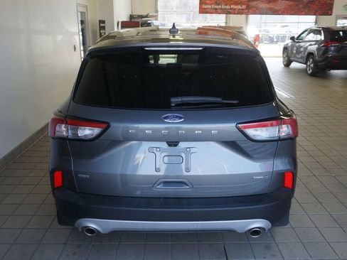 Used 2022 Ford Escape SE w/ Convenience Package image 16