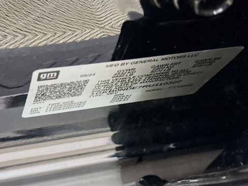 Used 2024 GMC Hummer EV 2X image 37