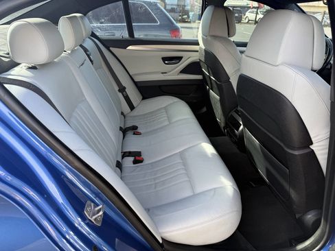 Used 2014 BMW M5 image 19