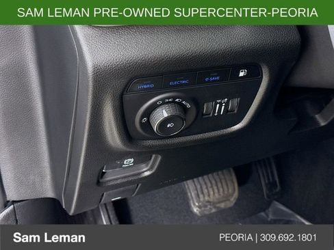 Used 2024 Jeep Grand Cherokee Trailhawk image 10