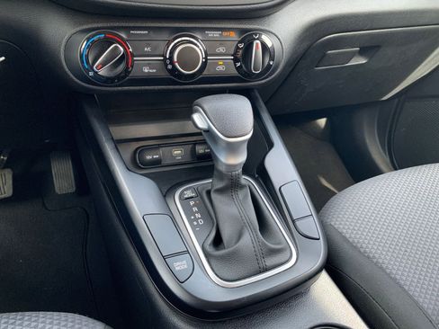 Used 2025 Kia Soul LX w/ LX Technology Package image 39