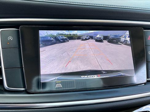Used 2023 Buick Enclave Essence w/ Experience Buick Package FWD image 27