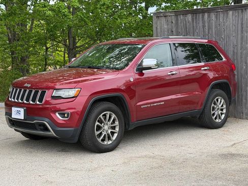 Used 2014 Jeep Grand Cherokee Limited w/ Luxury Group II AWD/4WD image 3