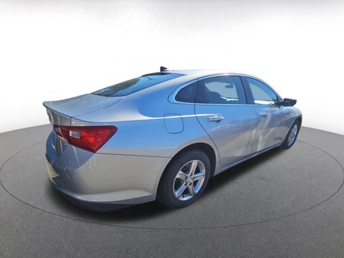 Used 2022 Chevrolet Malibu LS image 7