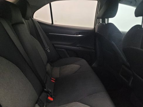 Used 2018 Toyota Camry LE w/ Convenience Package image 19