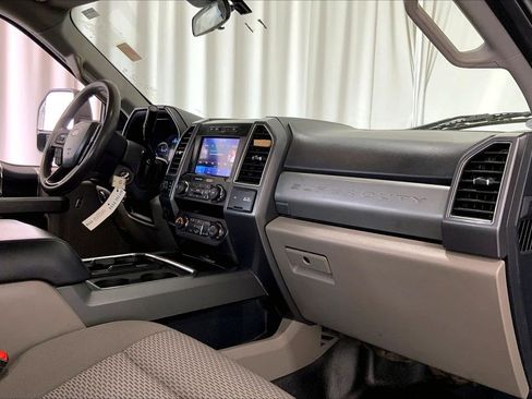 Used 2022 Ford F250 XLT w/ XLT Value Package image 28