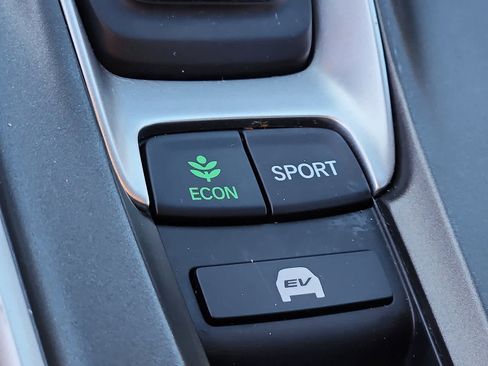 Used 2022 Honda Accord Sport image 25