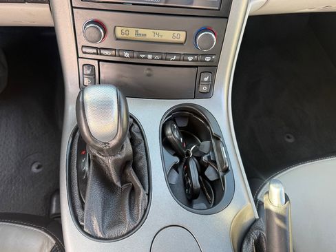 Used 2007 Chevrolet Corvette Coupe w/ Preferred Equipment Group RWD image 23