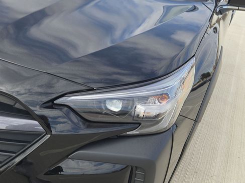 Used 2025 Subaru Outback Premium image 10