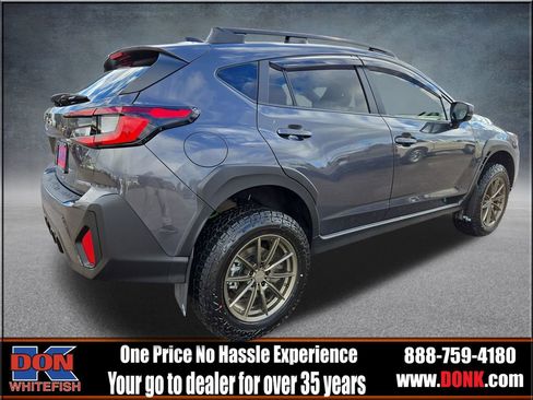 Used 2025 Subaru Crosstrek 2.0i Premium image 8