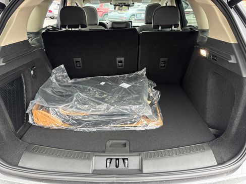 New 2026 Lincoln Corsair Reserve image 9