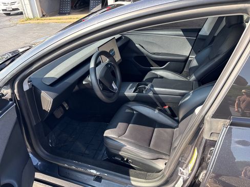 Used 2025 Tesla Model 3 RWD image 18