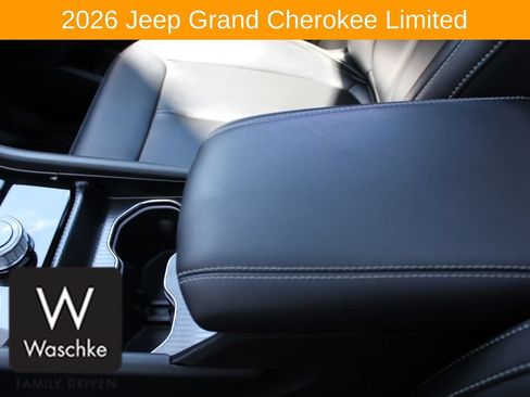 Used 2026 Jeep Grand Cherokee Limited w/ Trailer Tow Package AWD/4WD image 34