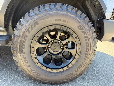 Used 2023 Ford Bronco Outer Banks AWD/4WD image 23