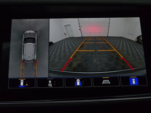 Used 2022 Buick Envision Avenir w/ Technology Package II image 8