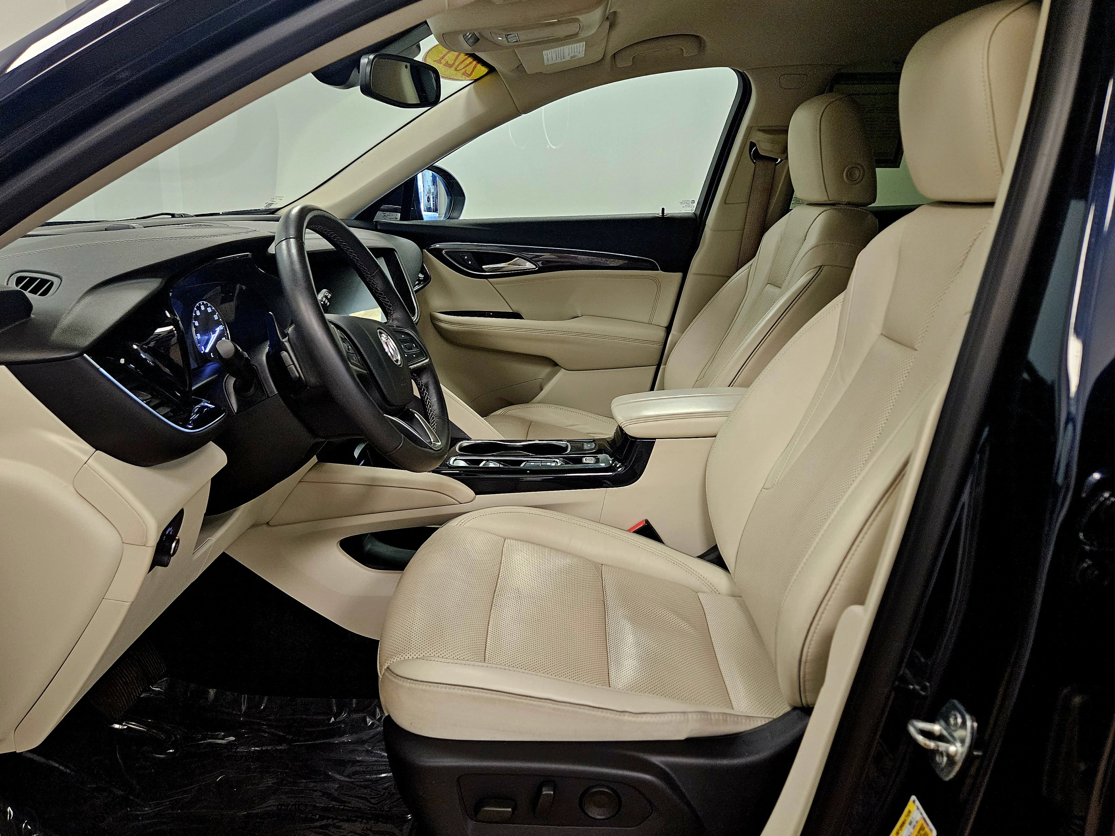 Used 2021 Buick Envision Essence FWD image 7