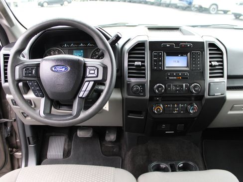 Used 2018 Ford F150 XLT AWD/4WD image 25