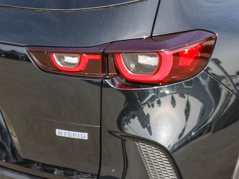 Used 2025 MAZDA CX-50 AWD 2.5 Hybrid w/ Premium Pkg image 11