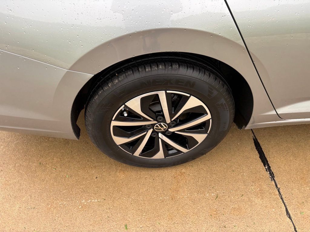 Used 2026 Volkswagen Jetta S FWD image 47