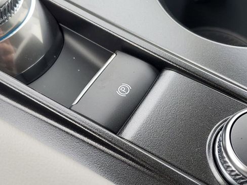 New 2026 Ford Explorer Active w/ Active Comfort Package image 22