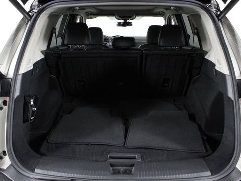 Used 2021 Nissan Rogue SL w/ Premium Package image 18