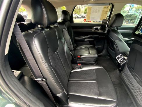 Used 2022 Kia Sorento X-Line EX image 29