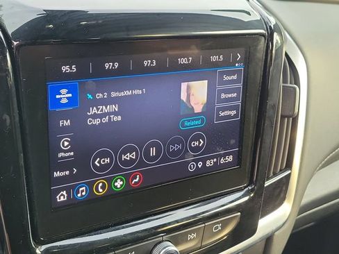 Certified 2023 Chevrolet Traverse LT FWD image 32
