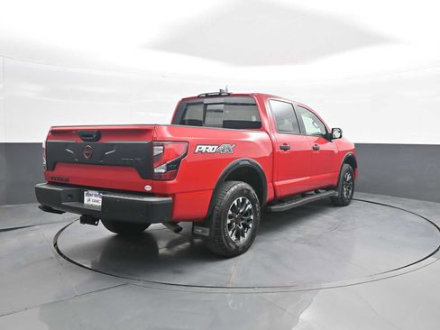 Used 2024 Nissan Titan PRO-4X w/ Pro-4x Convenience Package AWD/4WD image 7