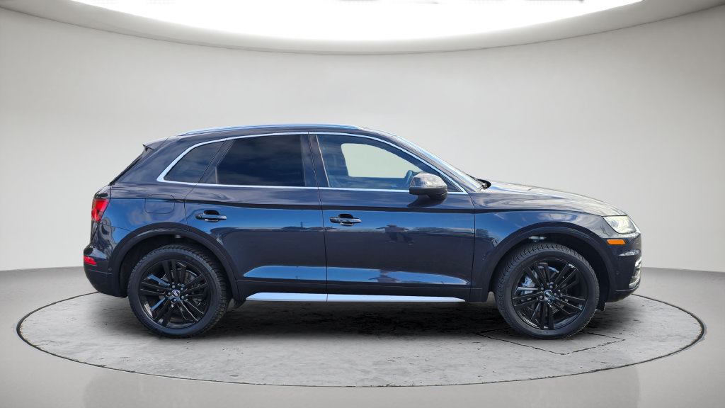 Used 2020 Audi Q5 Prestige AWD/4WD image 4