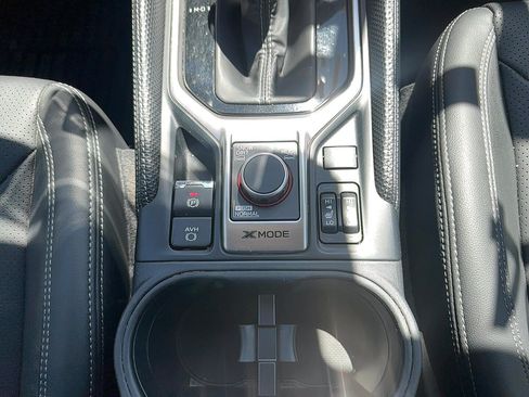 Used 2024 Subaru Forester Limited w/ Convenience Package AWD/4WD image 13