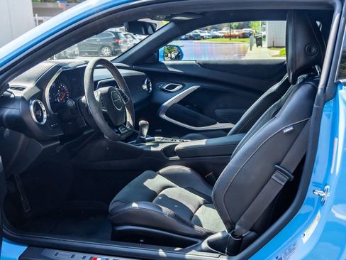 Used 2022 Chevrolet Camaro ZL1 RWD image 22