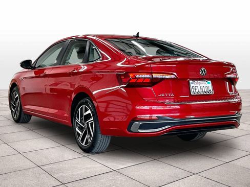 Used 2023 Volkswagen Jetta SEL image 15