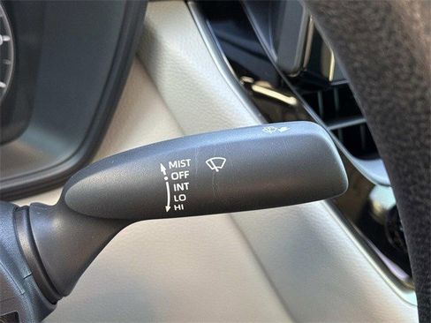 Used 2025 Toyota Corolla LE image 25