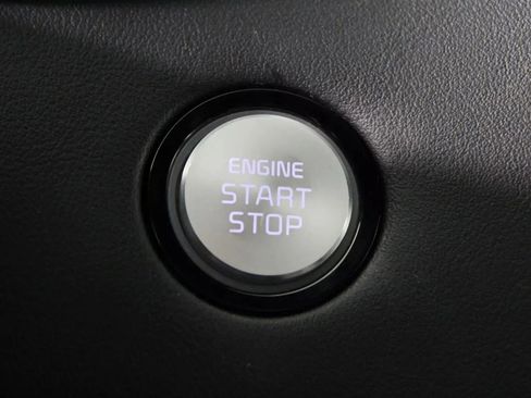 Used 2022 Kia Stinger GT2 image 19