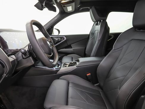 Certified 2025 BMW X3 xDrive30i w/ Convenience Package image 11