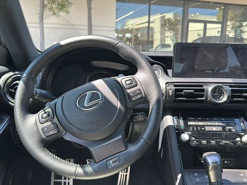 Used 2023 Lexus IS 500 RWD image 10