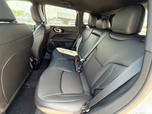 New 2026 Jeep Compass Latitude AWD/4WD image 21