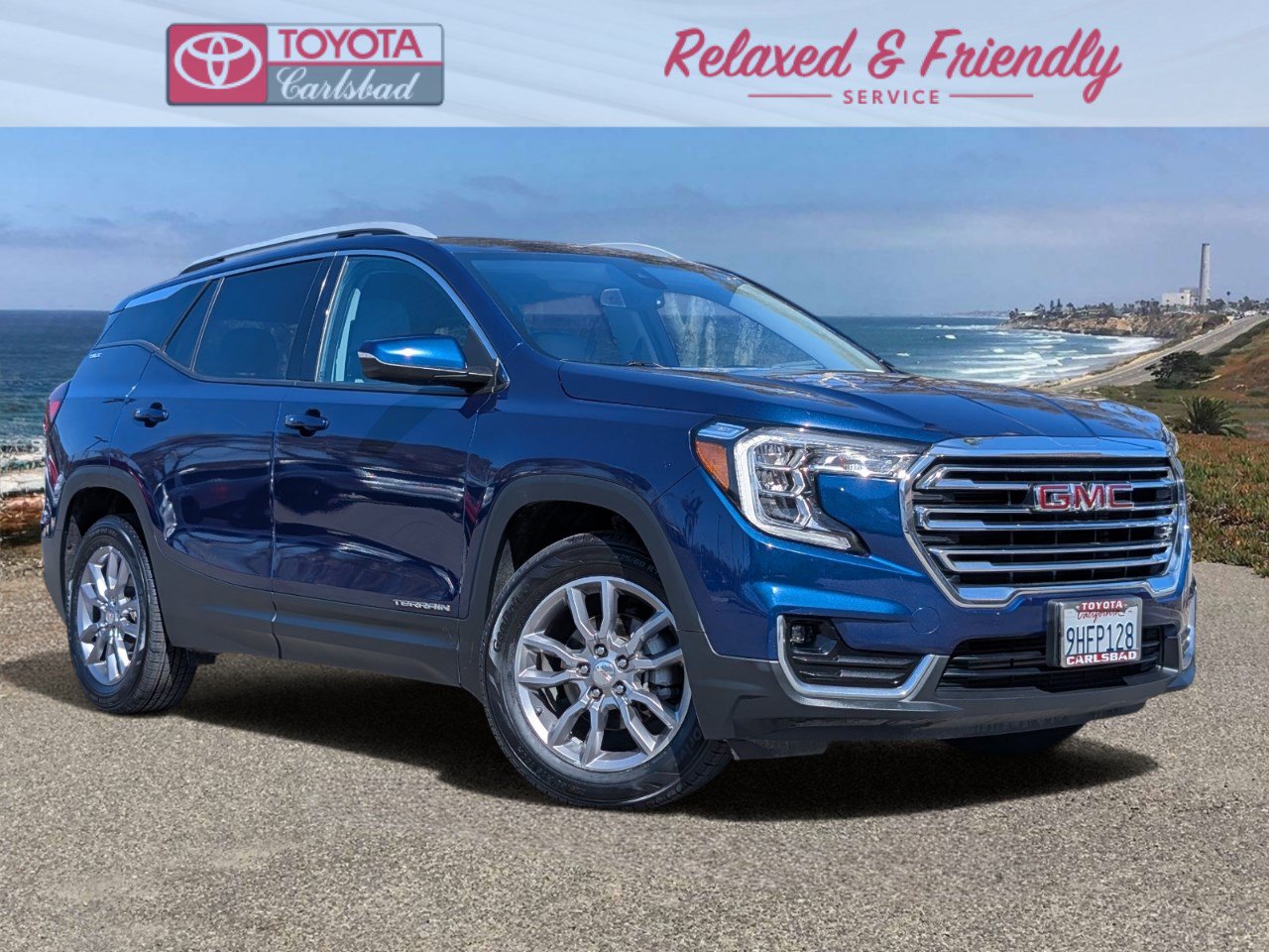 Used 2022 GMC Terrain SLT FWD image 1