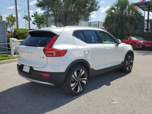 Used 2025 Volvo XC40 B5 Ultra w/ Protection Package AWD/4WD image 5