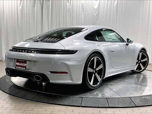 New 2026 Porsche 911 Carrera 4S image 7