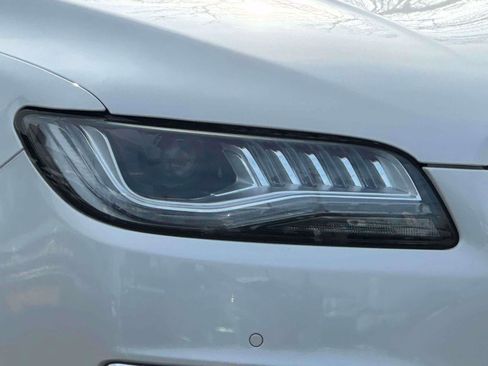 Used 2020 Lincoln MKZ Reserve w/ Elements Package image 10