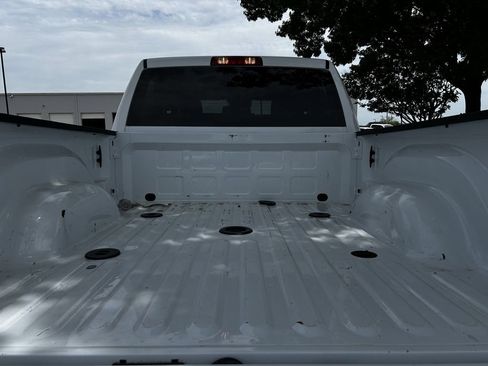 Used 2025 RAM 2500 Tradesman w/ Chrome Appearance Group AWD/4WD image 32